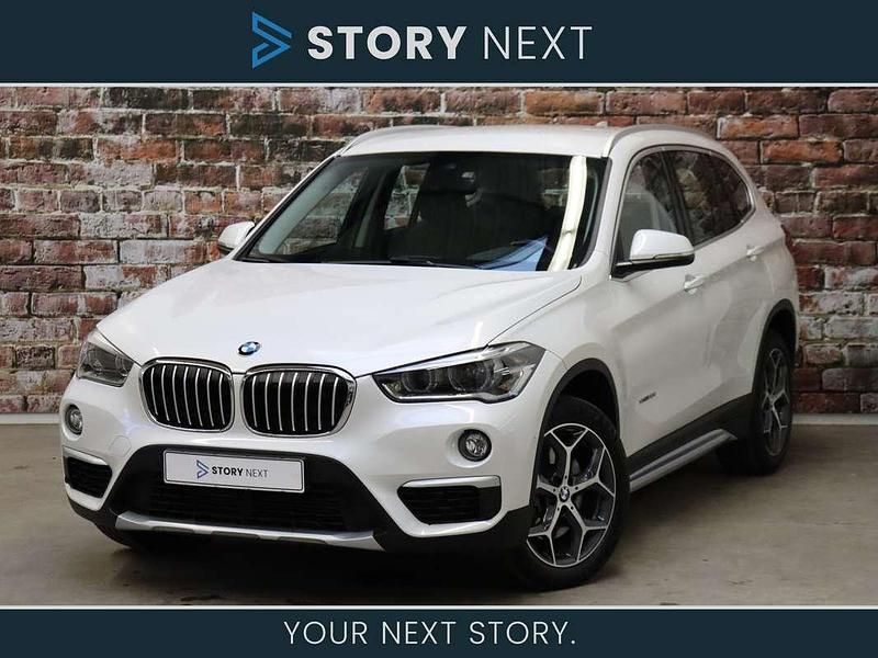 Wit Occasion 2017 BMW X1 Executive SUV | € 18.950 (Super prijs) - Afbeelding 1/4