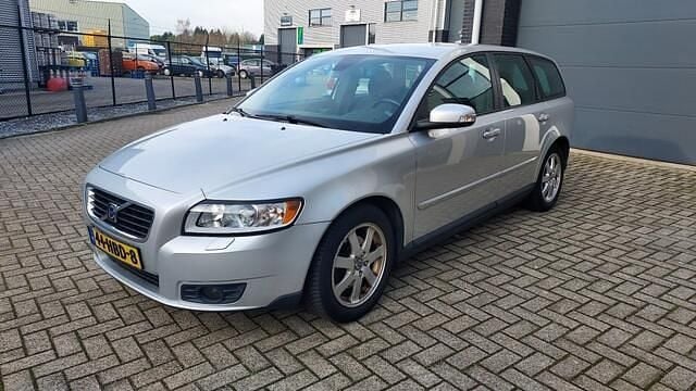 Grijs Occasion 2008 Volvo V50 Stationwagen | € 2.650 (Goede deal) - Afbeelding 1/4