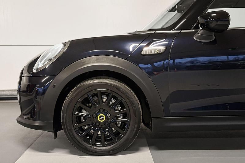 Occasion Mini Cooper 135 kW (184 PK) 2023 Enigmatic black (c3y) Hatchback