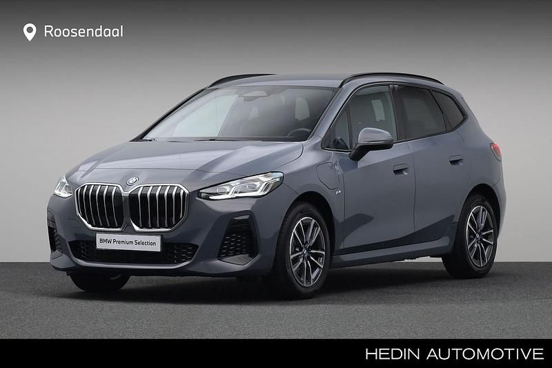 Grijs Gebruikt 2024 BMW 225 Active Tourer M Sport MPV | € 39.880 (Duur) - Afbeelding 1/4