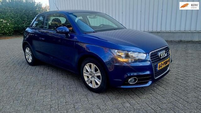 Blauw Gebruikt 2011 Audi A1 Attraction Hatchback | € 7.150 (Eerlijke prijs) - Afbeelding 1/4