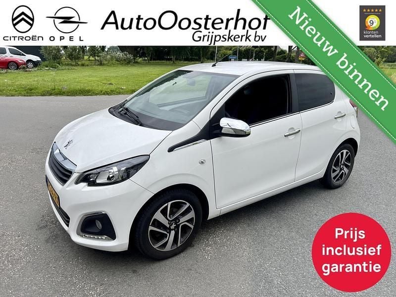 Wit Gebruikt 2021 Peugeot 108 Allure Hatchback | € 11.450 (Eerlijke prijs) - Afbeelding 1/4