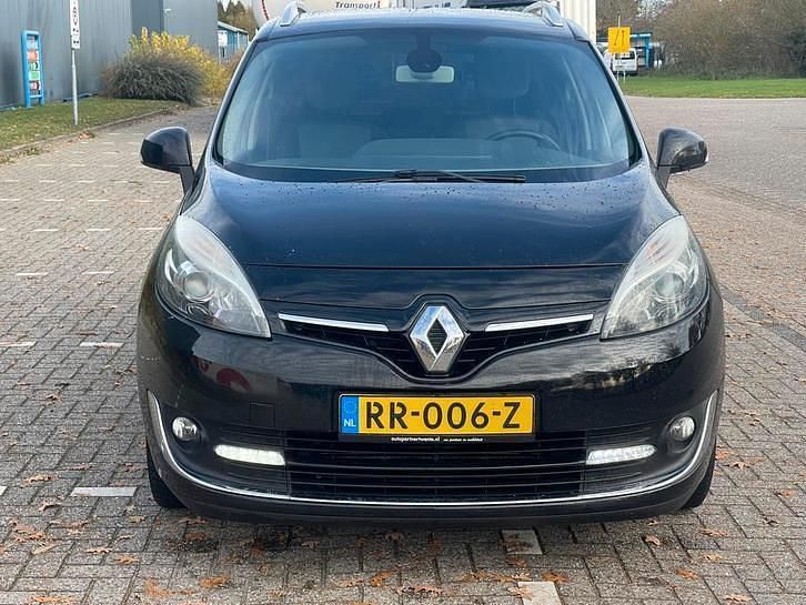 Occasion 2013 Renault Grand Scénic III MPV | € 3.700 (Eerlijke prijs) - Afbeelding 1/4