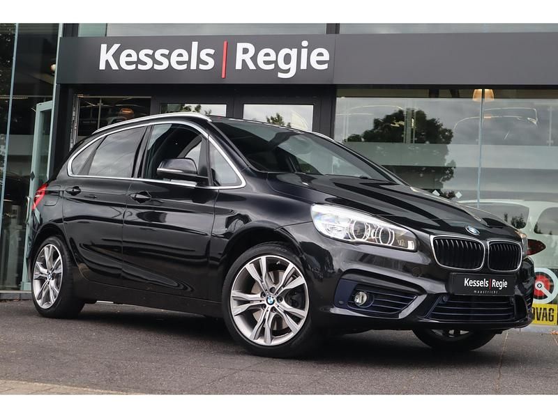 Zwart Gebruikt 2016 BMW 225 Active Tourer Executive MPV | € 17.950 (Iets duurder) - Afbeelding 1/4