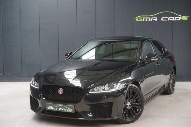 Zwart Gebruikt 2020 Jaguar XF R-Sport Sedan | € 28.499 - Afbeelding 1/4