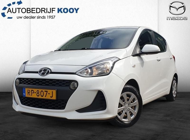 Wit Gebruikt 2018 Hyundai i10 Comfort Hatchback | € 10.845 (Eerlijke prijs) - Afbeelding 1/4