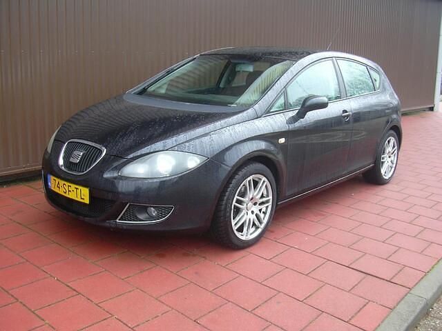 Occasion Seat Leon Stylance 102 PK (75 kW) 2006 Zwart Hatchback