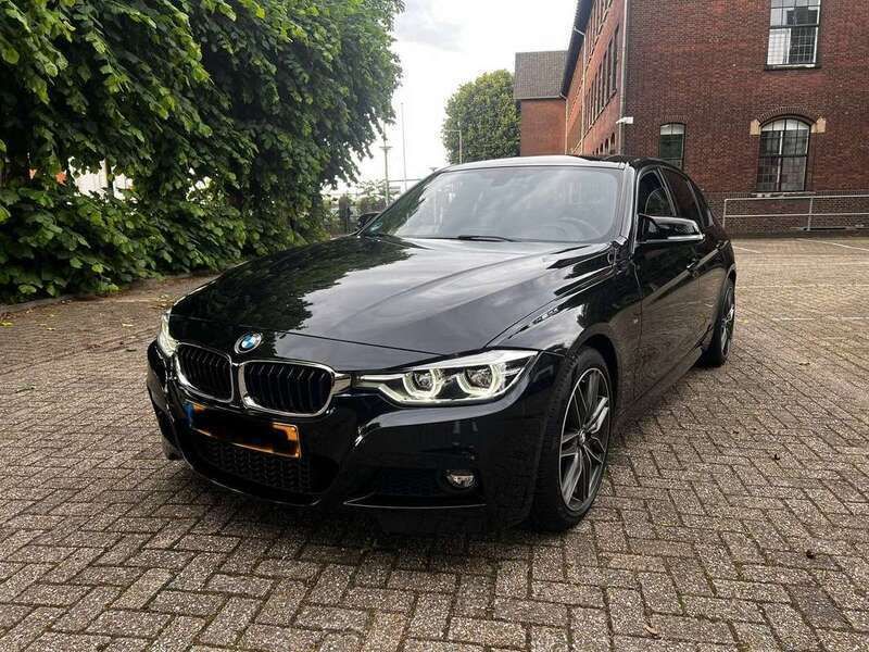 Gebruikt 2018 BMW 320 M Sport Sedan | € 17.100 - Afbeelding 1/4