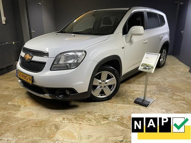 Wit Gebruikt 2011 Chevrolet Orlando LTZ MPV | € 3.950 - Afbeelding 1/4