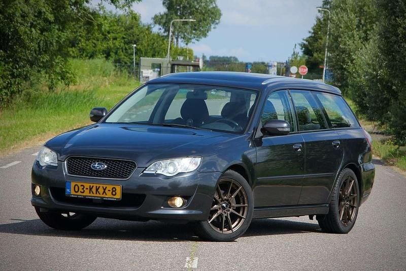 Grijs Gebruikt 2010 Subaru Legacy Exclusive+ Stationwagen | € 4.850 (Super prijs) - Afbeelding 1/4