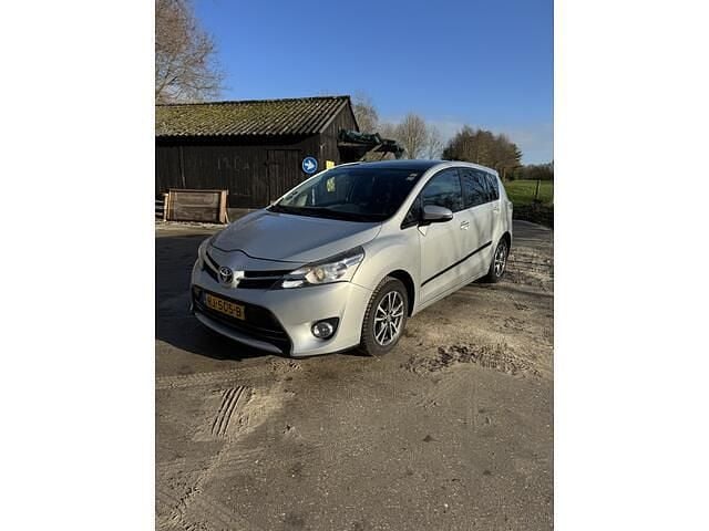 Grijs Occasion 2013 Toyota Verso Business Edition MPV | € 8.500 (Iets duurder) - Afbeelding 1/4