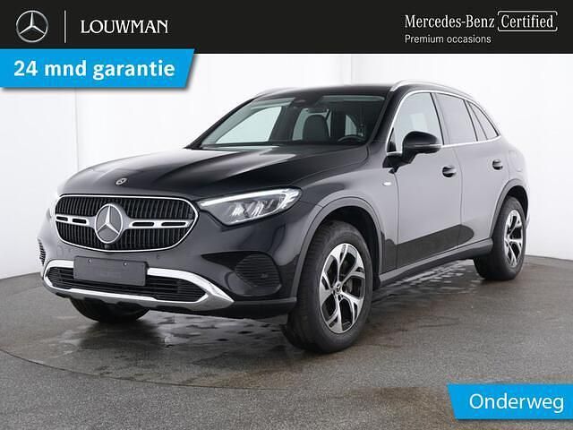 Donker unilak zwart Gebruikt 2025 Mercedes GLC300 Advanced Plus SUV | € 64.945 - Afbeelding 1/4