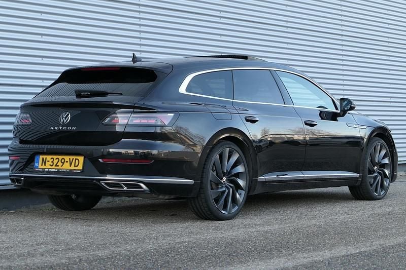 Occasion VW Arteon Business+ 190 PK (139 kW) 2022 Zwart Stationwagen