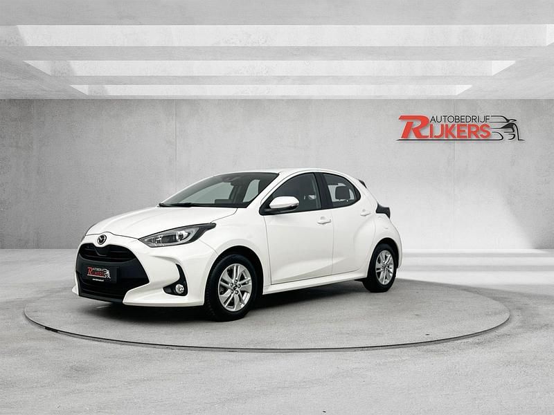 Wit Occasion 2023 Mazda 2 Center-Line Hatchback | € 20.999 (Super prijs) - Afbeelding 1/4