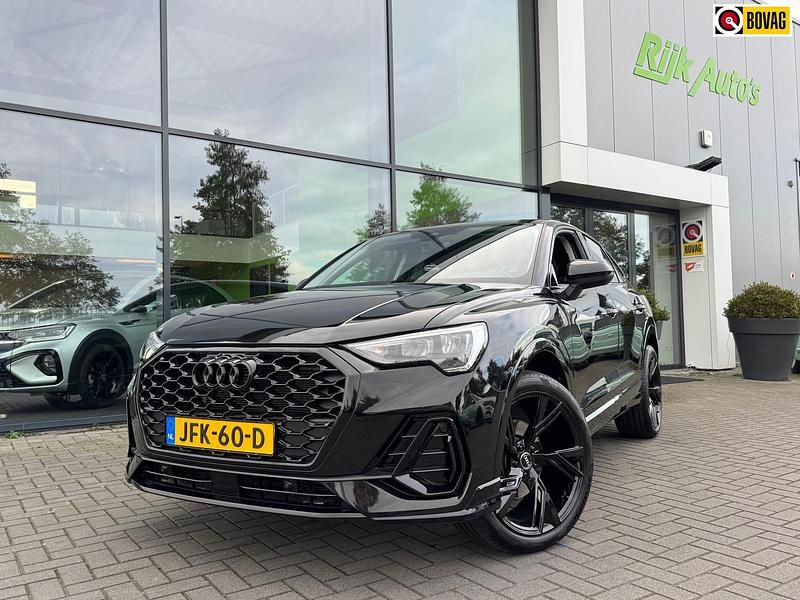Zwart Gebruikt 2024 Audi Q3 SUV | € 39.995 - Afbeelding 1/4