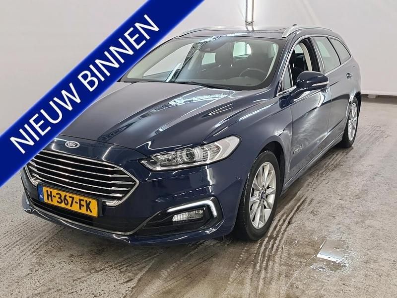 Blauw Gebruikt 2020 Ford Mondeo Titanium Stationwagen | € 19.900 (Eerlijke prijs) - Afbeelding 1/4