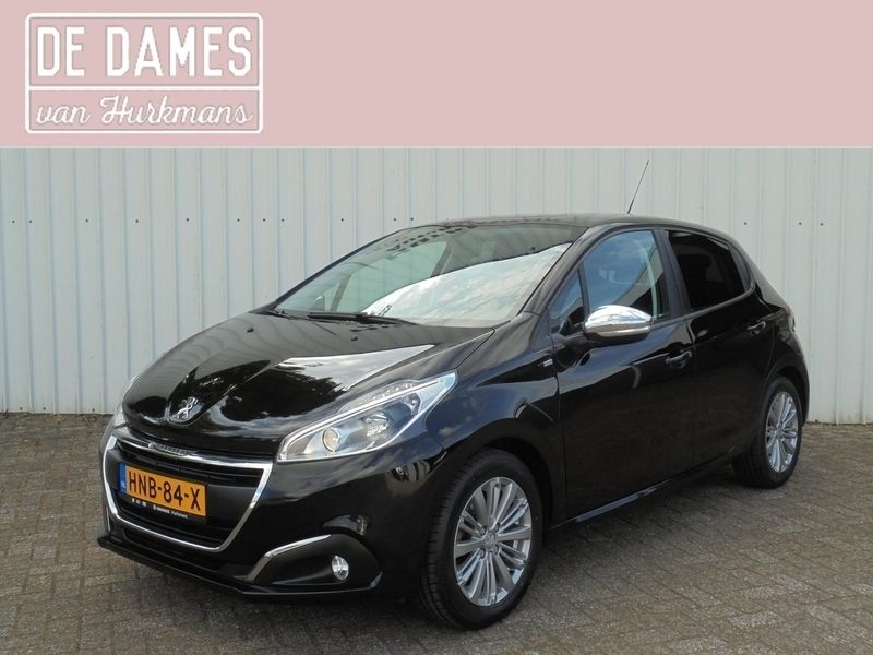 Zwart Gebruikt 2016 Peugeot 208 Style Hatchback | € 9.917 (Iets duurder) - Afbeelding 1/4