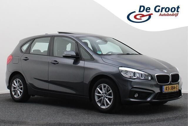 Grijs Gebruikt 2016 BMW 218 Stationwagen | € 15.950 (Eerlijke prijs) - Afbeelding 1/4