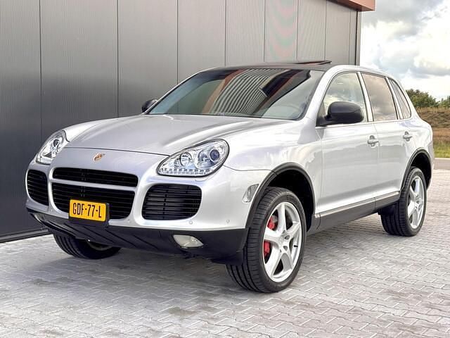 Grijs Gebruikt 2004 Porsche Cayenne Turbo SUV | € 12.995 (Super prijs) - Afbeelding 1/4