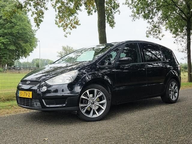 Zwart Gebruikt 2009 Ford S-MAX Trend MPV | € 2.999 (Goede deal) - Afbeelding 1/4