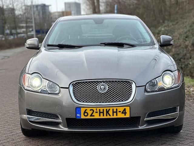 Occasion Jaguar XF Premium Luxury 416 PK (305 kW) 2009 Grijs Sedan