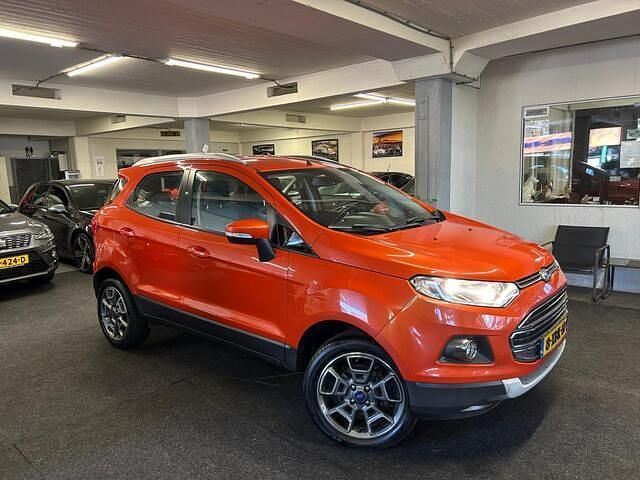 Oranje (metallic) Occasion 2014 Ford Ecosport Titanium SUV | € 5.995 (Goede deal) - Afbeelding 1/4