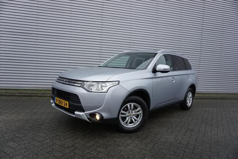 Occasion Mitsubishi Outlander P-HEV Edition 2015 Suv SUV