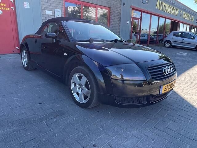 Occasion Audi TT Roadster 180 PK (132 kW) 2000 Zwart Cabriolet