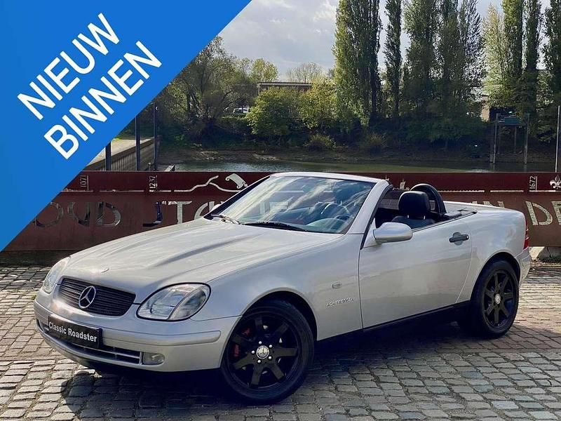 Grijs Gebruikt 1997 Mercedes SLK230 Cabriolet | € 8.950 (Duur) - Afbeelding 1/4