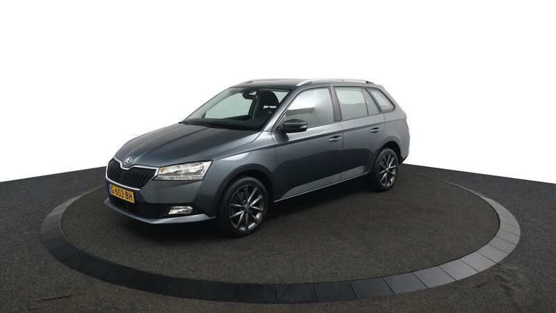 Grijs Gebruikt 2019 Skoda Fabia Business Line Stationwagen | € 16.000 (Iets duurder) - Afbeelding 1/4