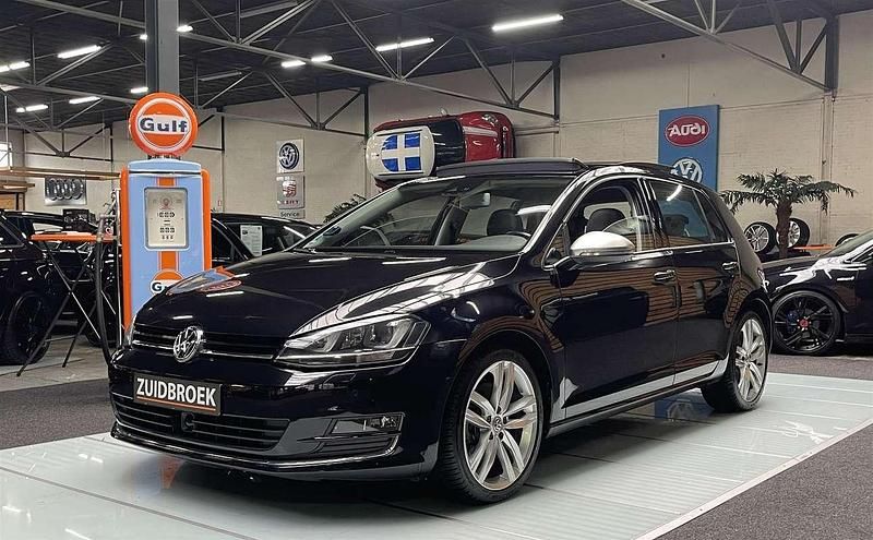 Zwart Gebruikt 2012 VW Golf VII Hatchback | € 13.999 (Duur) - Afbeelding 1/4