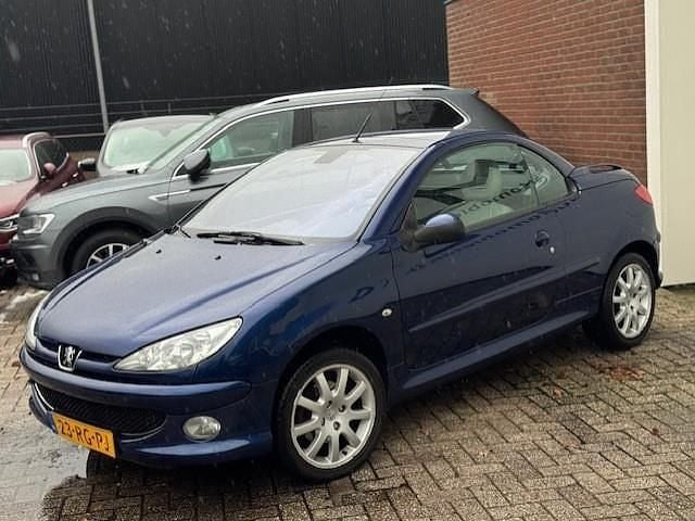 Occasion Peugeot 206 109 PK (80 kW) 2005 Blauw Cabriolet