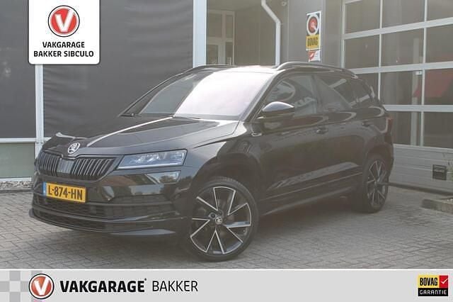 Zwart Gebruikt 2021 Skoda Karoq Business Line SUV | € 19.999 (Eerlijke prijs) - Afbeelding 1/4