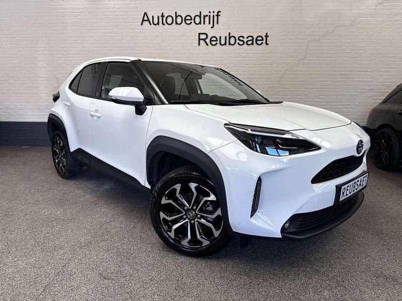Wit, metallic lak Gebruikt 2023 Toyota Yaris Cross SUV | € 24.995 (Super prijs) - Afbeelding 1/4