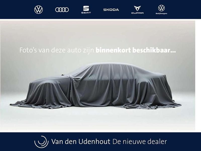 Grijs Gebruikt 2022 VW T7 Life Van | € 49.840 (Eerlijke prijs) - Afbeelding 1/3