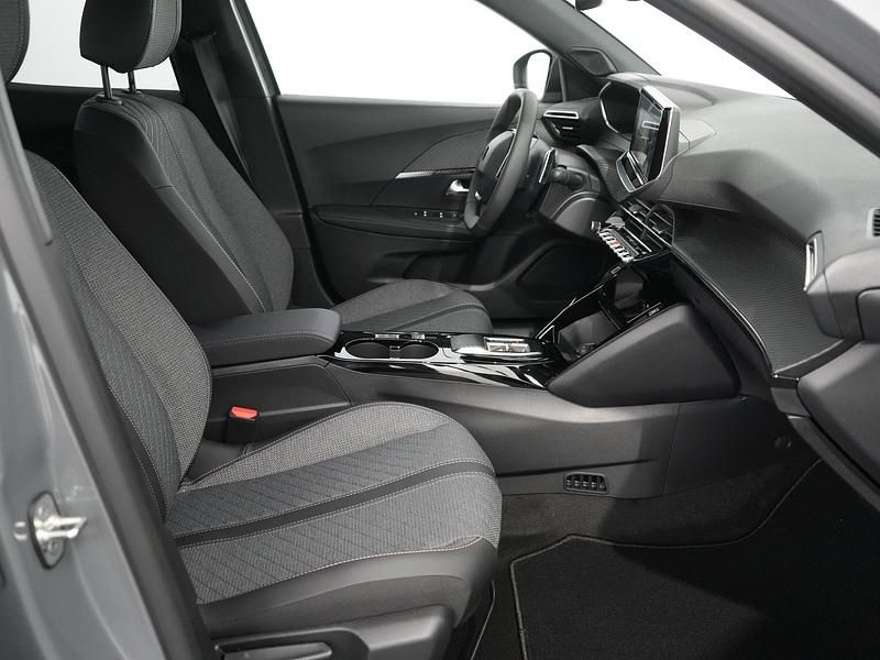 Occasion Peugeot 2008 Allure 136 PK (100 kW) 2025 Grijs SUV