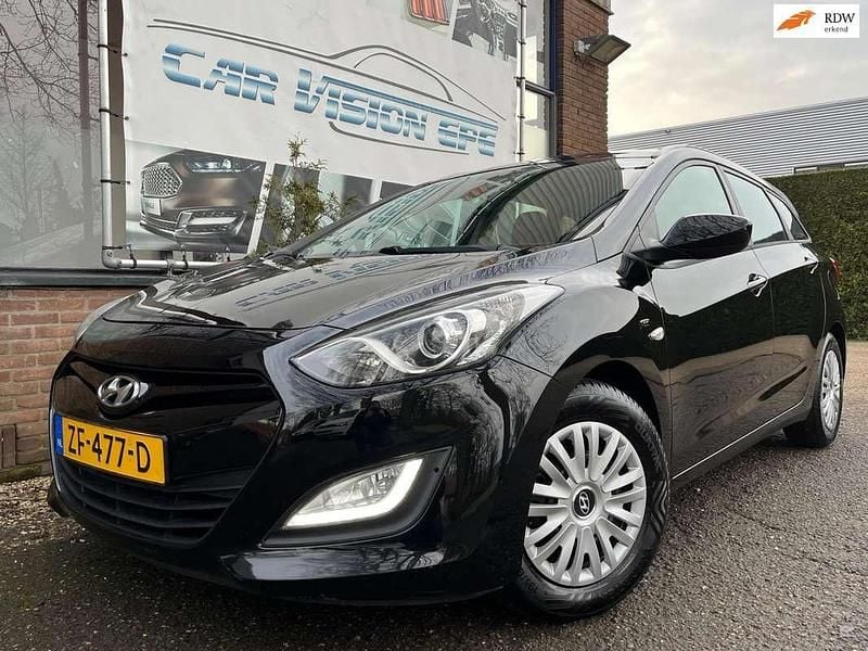 Zwart Gebruikt 2013 Hyundai i30 Stationwagen | € 7.650 (Eerlijke prijs) - Afbeelding 1/4