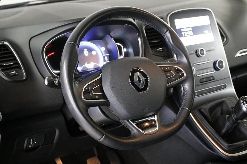 Occasion Renault Scénic IV Intens 2017 Grijs MPV