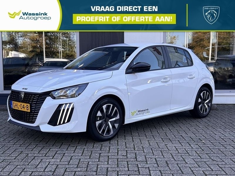 Wit Gebruikt 2024 Peugeot 208 Active Hatchback | € 19.485 (Eerlijke prijs) - Afbeelding 1/4