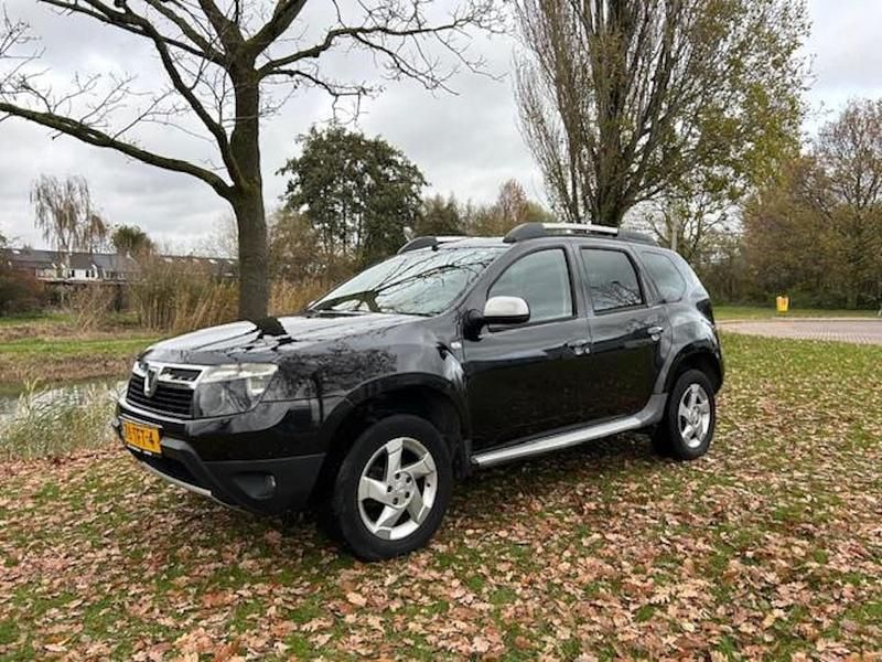Zwart Gebruikt 2012 Dacia Duster Lauréate SUV | € 5.950 (Eerlijke prijs) - Afbeelding 1/4
