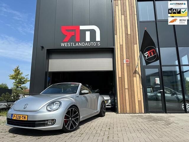 Grijs Gebruikt 2015 VW Beetle Cabriolet | € 17.750 - Afbeelding 1/4