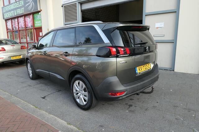 Occasion Peugeot 5008 131 PK (96 kW) 2018 Grijs, metallic lak MPV
