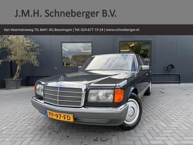 Zwart Gebruikt 1986 Mercedes 260 SE | € 17.450 - Afbeelding 1/4