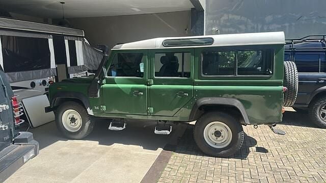Groen Occasion 2000 Land Rover Defender Sedan | € 39.500 (Super prijs) - Afbeelding 1/4