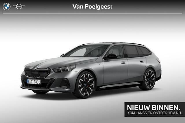 Bmw individual frozen pure grey metallic (grijs metallic) Gebruikt 2024 BMW i5 Performance Sedan | € 79.900 (Goede deal) - Afbeelding 1/4