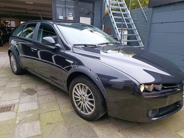 Occasion Alfa Romeo 159 Business 140 PK (102 kW) 2008 Zwart Stationwagen