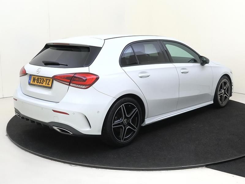 Occasion Mercedes A180 Business 136 PK (100 kW) 2022 Wit Hatchback