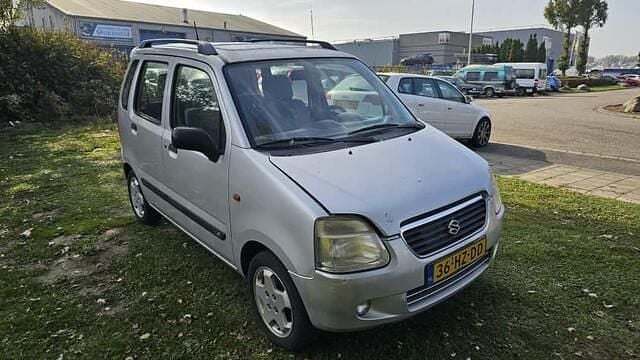 Occasion Suzuki Wagon R 76 PK (55 kW) 2002 Grijs MPV