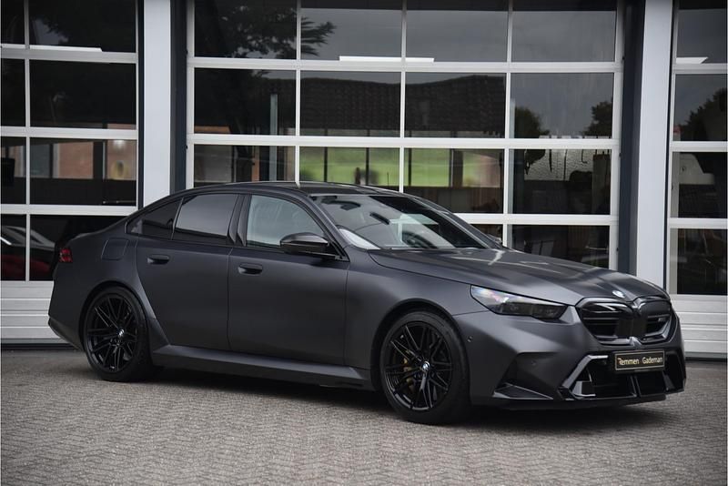 Gebruikt 2025 BMW M5 Comfort Edition Sedan | € 158.875 - Afbeelding 1/4