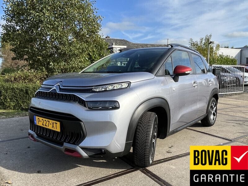 Grijs, metallic lak Gebruikt 2022 Citroën C3 Aircross PureTech SUV | € 17.450 (Eerlijke prijs) - Afbeelding 1/4